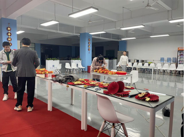 维多利亚老品牌vic(集团)官方网站